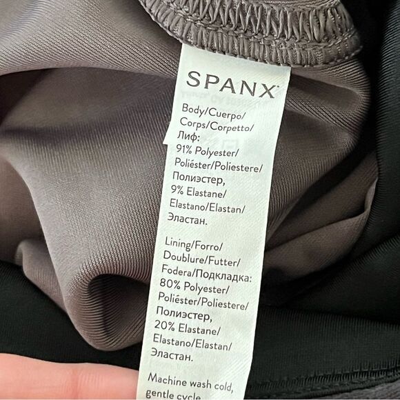 Spanx Gray Velvet Leggings Size XL Slimming Stretch Neutral Basic - Picture 4 of 6